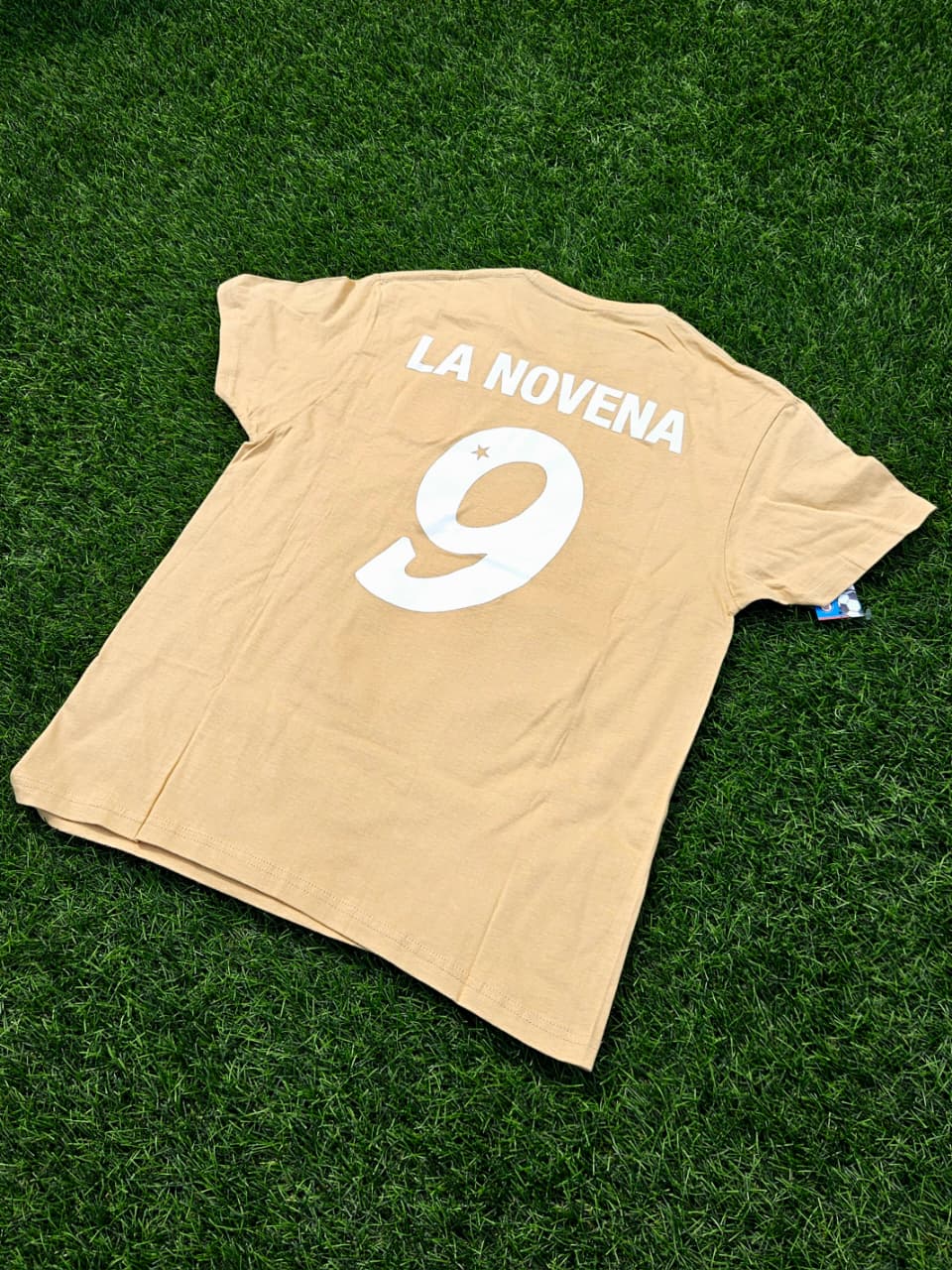 Playera Cruz Azúl Beige Premium Caskarita