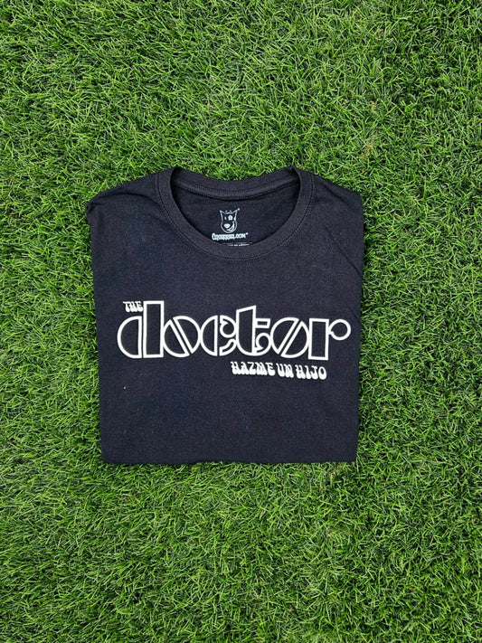 Playera Doctor "HAZME UN HIJO" Letras Negras Caskarita premium